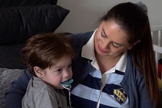 Dvouletý Artur trpí vzácnou nemocí, kterou má na světě 27 dětí. U nás je jediný - Novinky